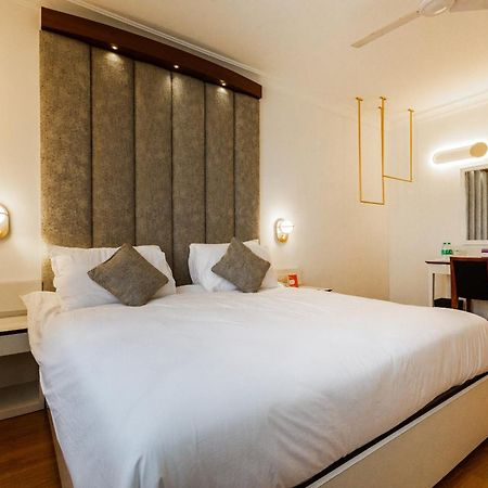 Clubhouse Nami Residency, Ahmedabad Hotel Eksteriør billede
