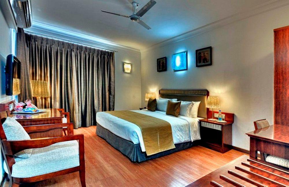 Clubhouse Nami Residency, Ahmedabad Hotel Eksteriør billede