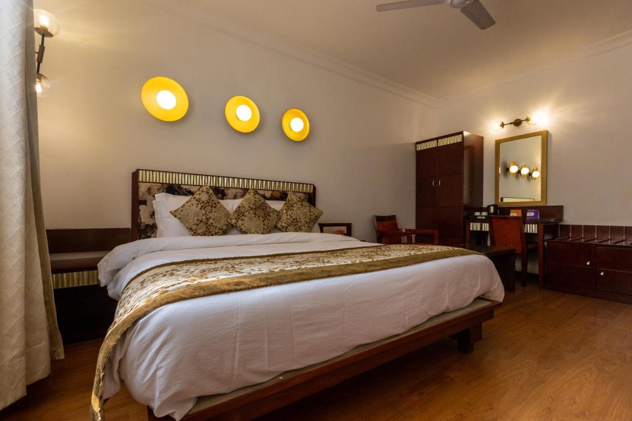 Clubhouse Nami Residency, Ahmedabad Hotel Eksteriør billede