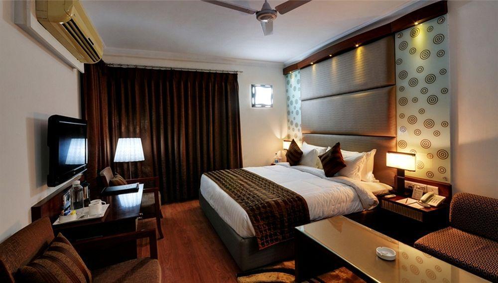 Clubhouse Nami Residency, Ahmedabad Hotel Eksteriør billede