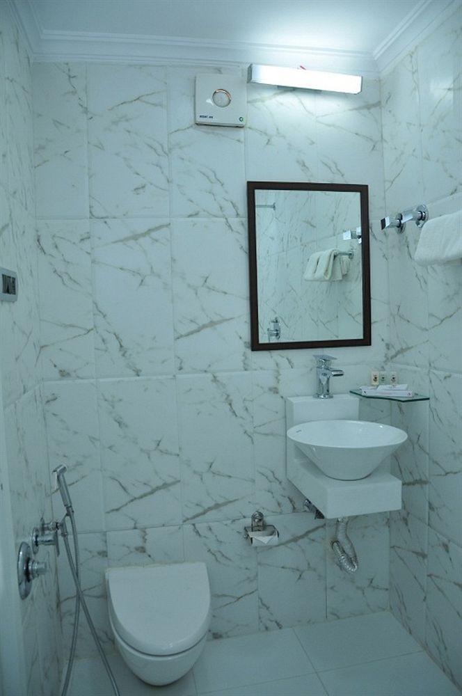 Clubhouse Nami Residency, Ahmedabad Hotel Eksteriør billede
